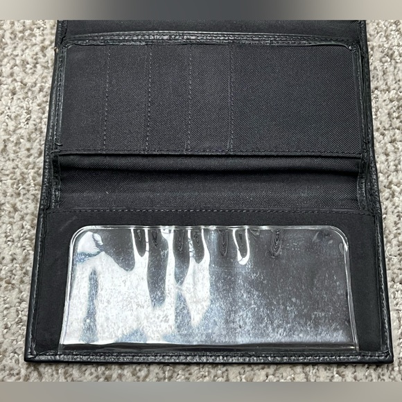CLEARANCE! Fossil leather wallet black - Picture 8 of 16